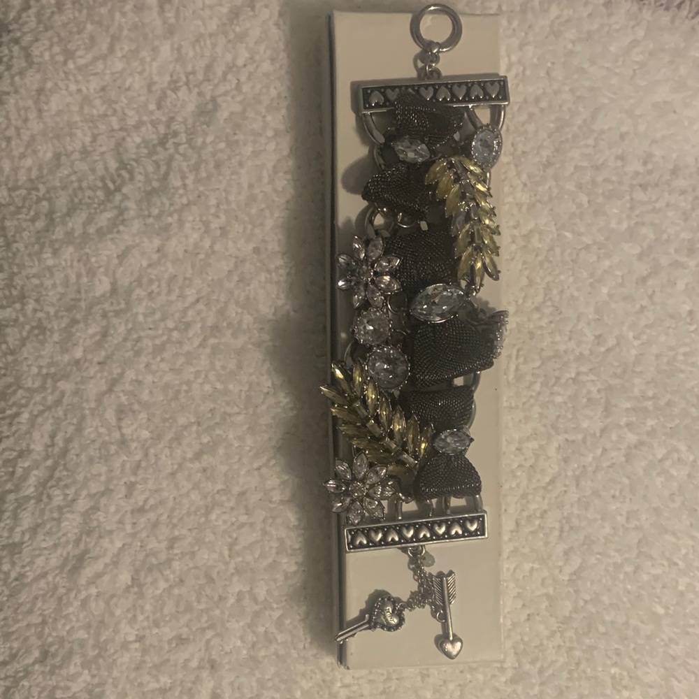 Y2K- Besty Johnson Elegant Silver Charm Bracelet